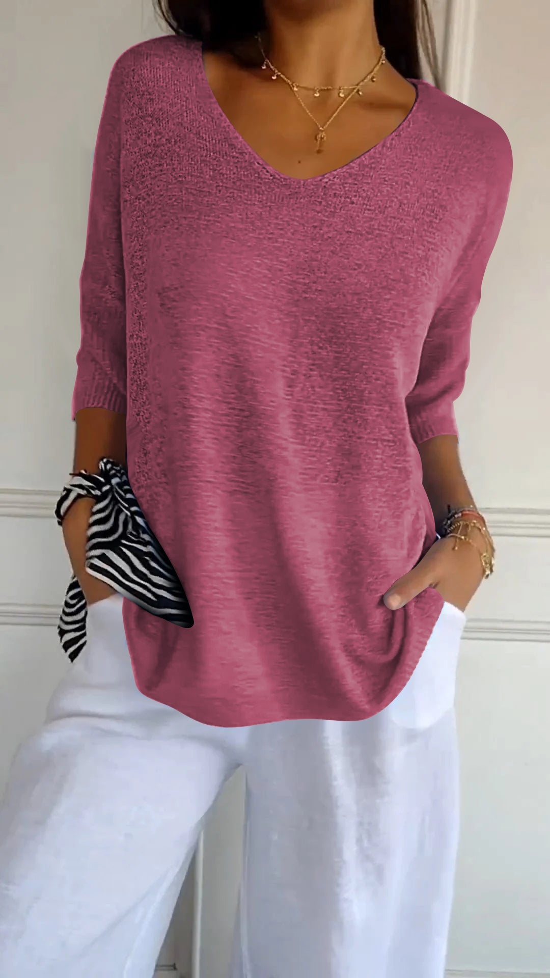 Elegant Women's Sweater - Versatile and Stylish for Winter