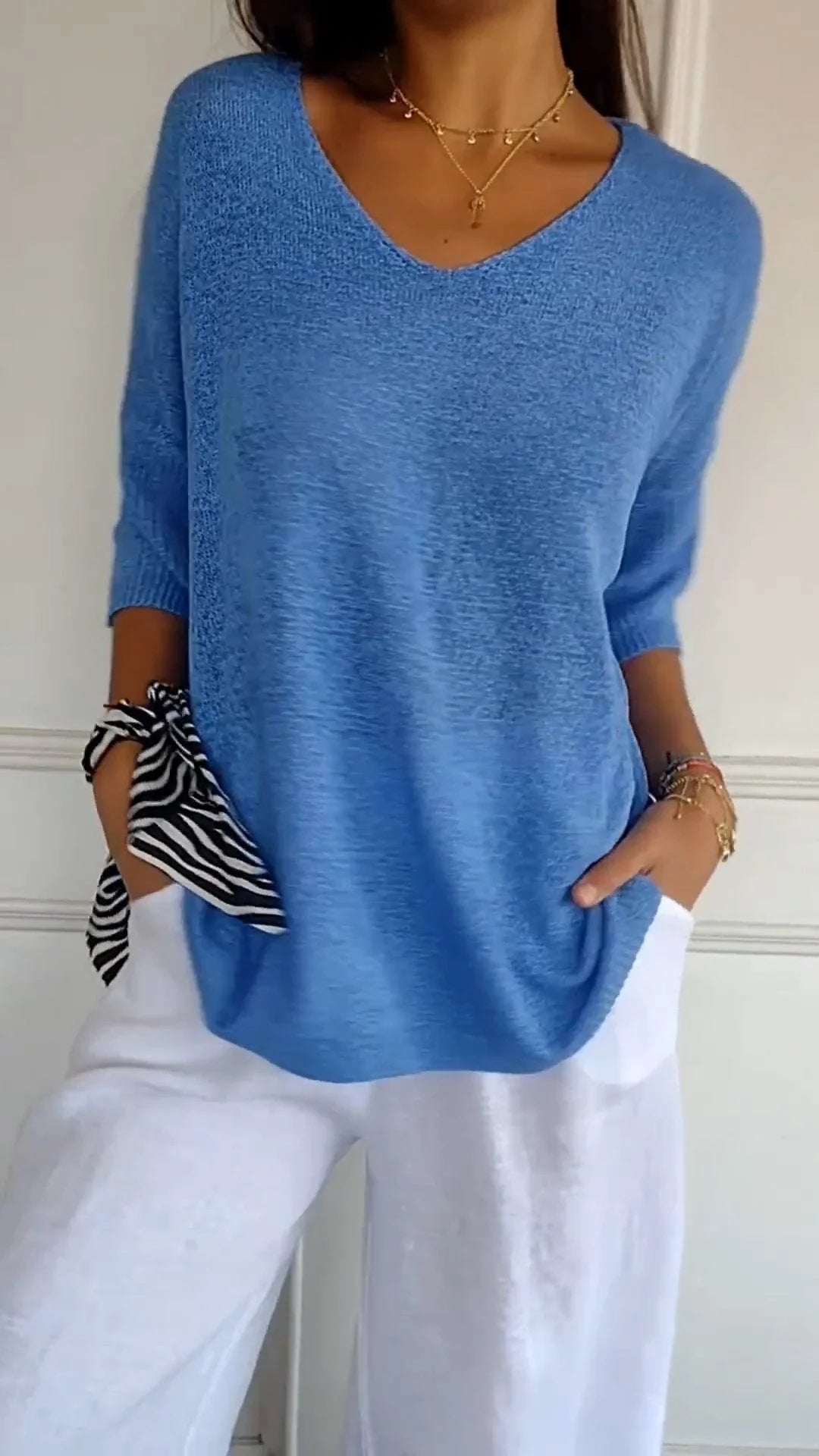 Elegant Women's Sweater - Versatile and Stylish for Winter