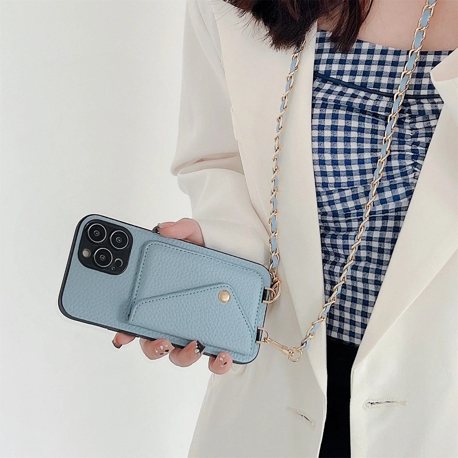 High-Quality Crossbody Wallet Leather iPhone Case with Card Holder and Wallet Function