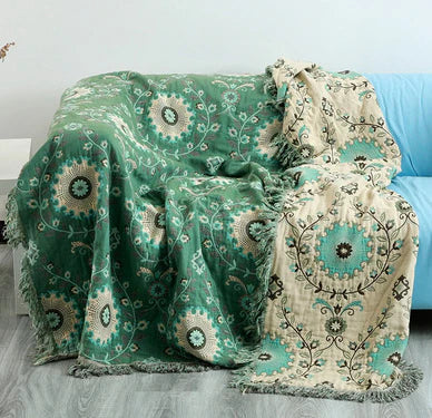 Harmoniya – Reversible Bird Motif Blanket