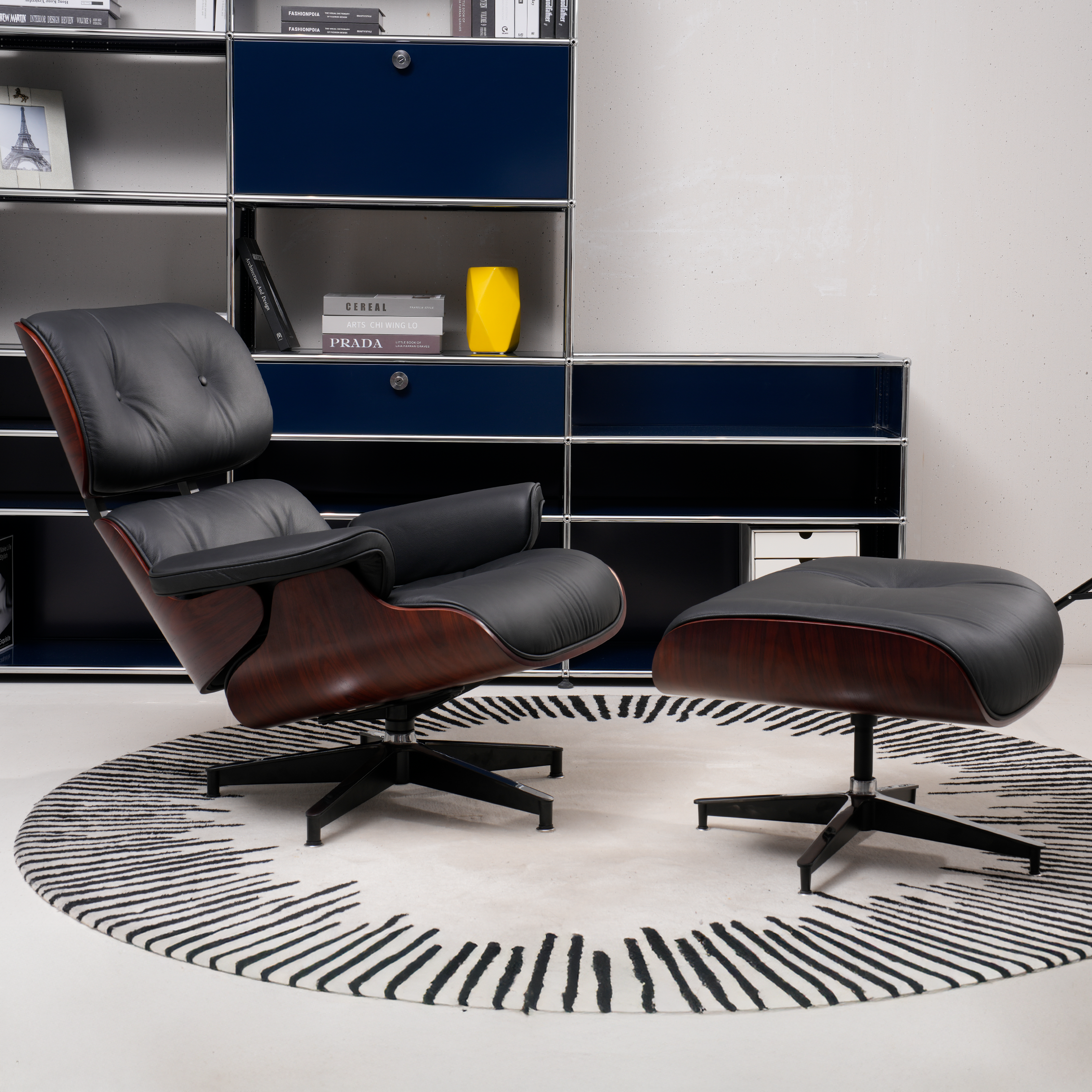 Retro Lounge Chair – Premium Edition