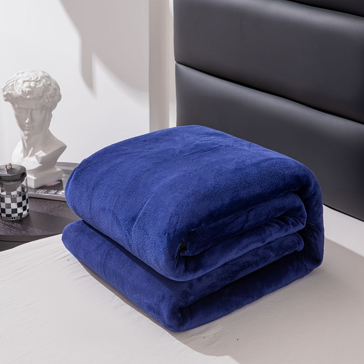 LunaWeave – Grey Flannel Throw Blanket for All-Season Comfort