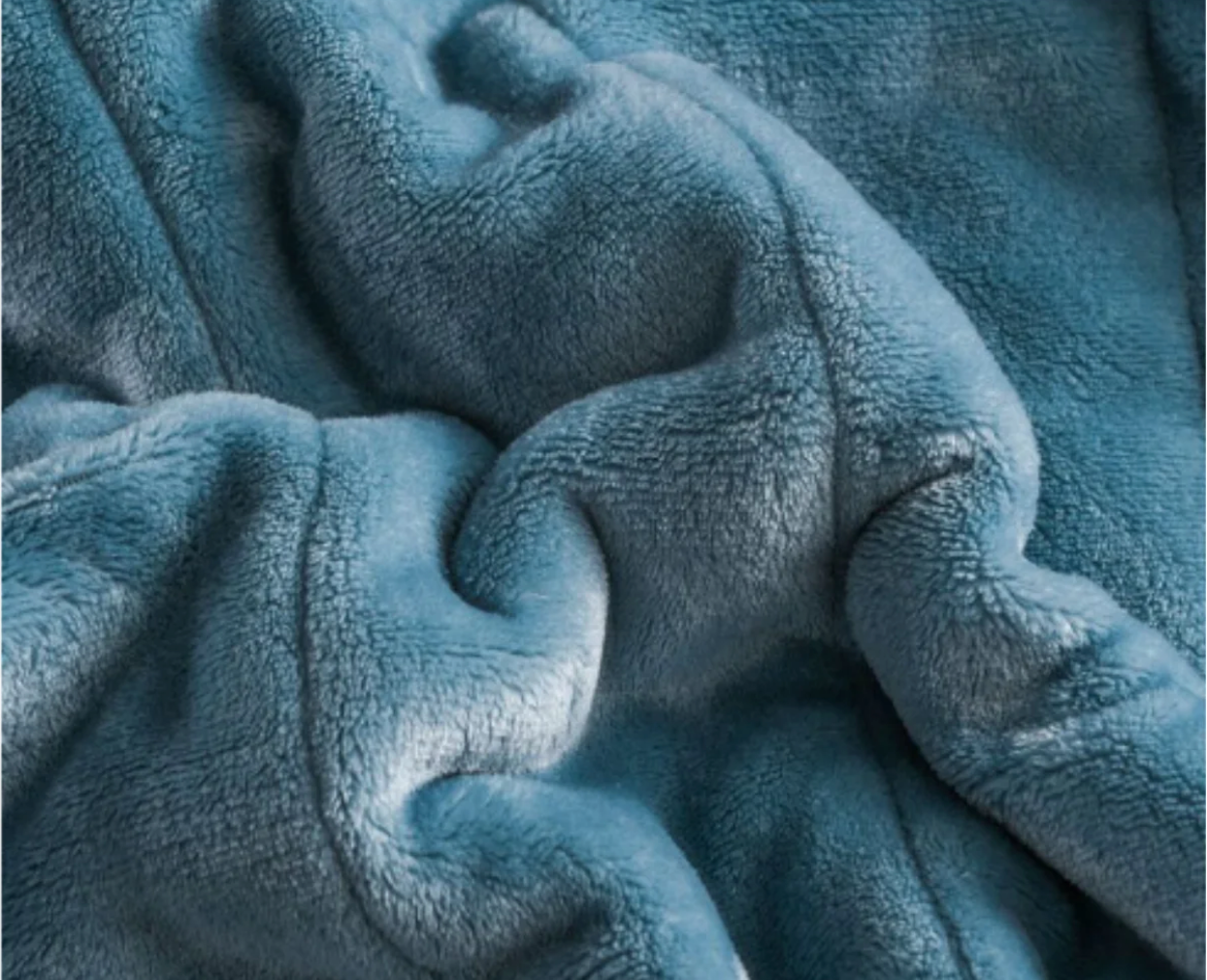 SnugFold – Triple-Layer Thermal Blanket