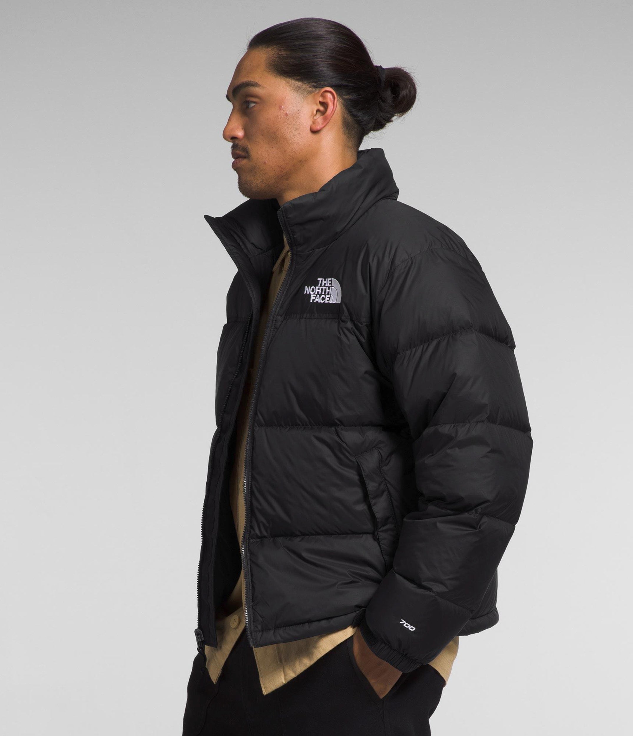 Discover the warmth and style of this north face jacket, men's down jacket, a timeless retro puffer jacket inspired by an iconic nuptse jacket. Perfect for winter outdoor adventures, this men's down jacket combines the classic appeal of a retro puffer jacket with the premium quality of an iconic nuptse jacket. Stay cozy in this warm puffer jacket, ideal for any winter activity. Experience unbeatable comfort with this men's goose down coat that offers superior insulation.