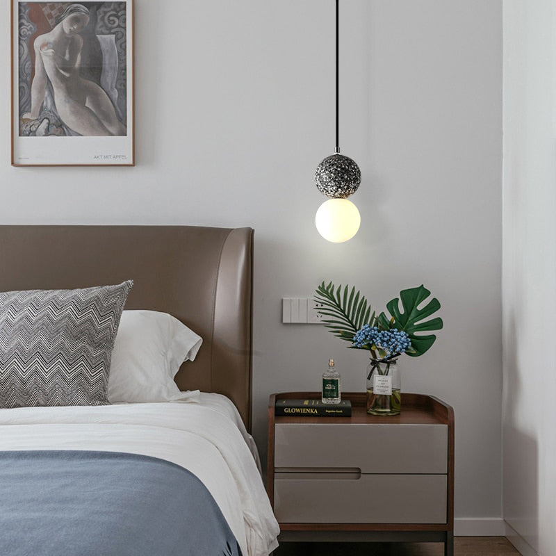 Elegant Contemporary Table Illumination