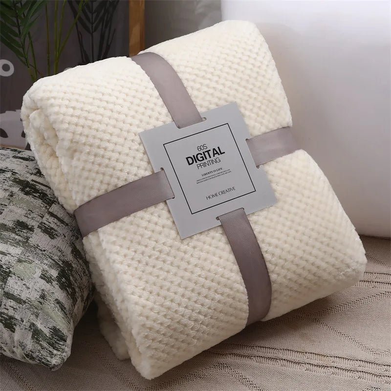 Loomvera – Waffle Texture Throw Blanket for Stylish Comfort