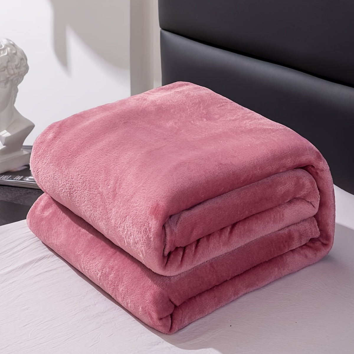 LunaWeave – Grey Flannel Throw Blanket for All-Season Comfort