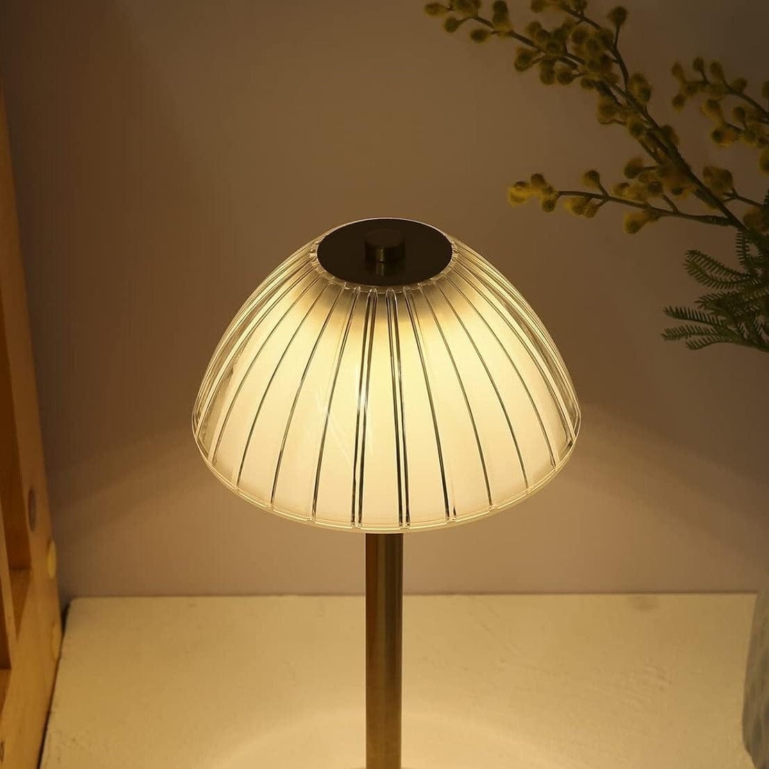 Wireless Chic & Retro Table Lamp - Touch Control & Adjustable Lighting