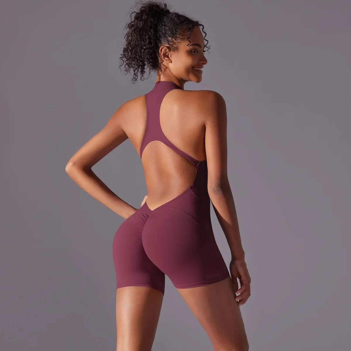 Sculpting One-Piece Fitness Wear with Hip-Lifting, Beauty Back Design, and a Barely-There Nude Feel Fit