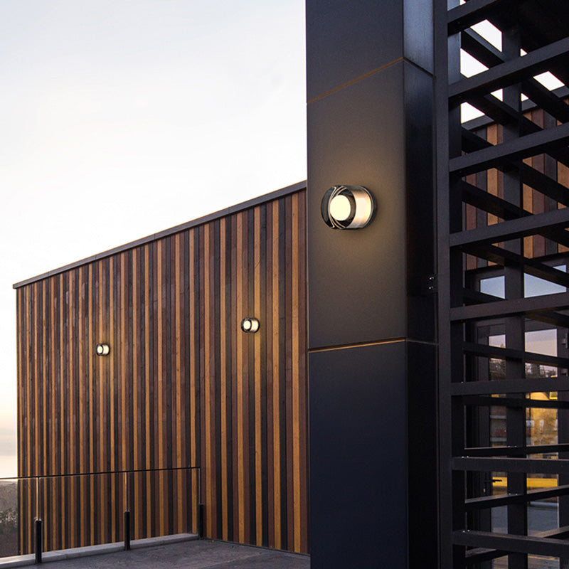 LuxLumé® Outdoor Wall Light – Modern Metal & Acrylic Design