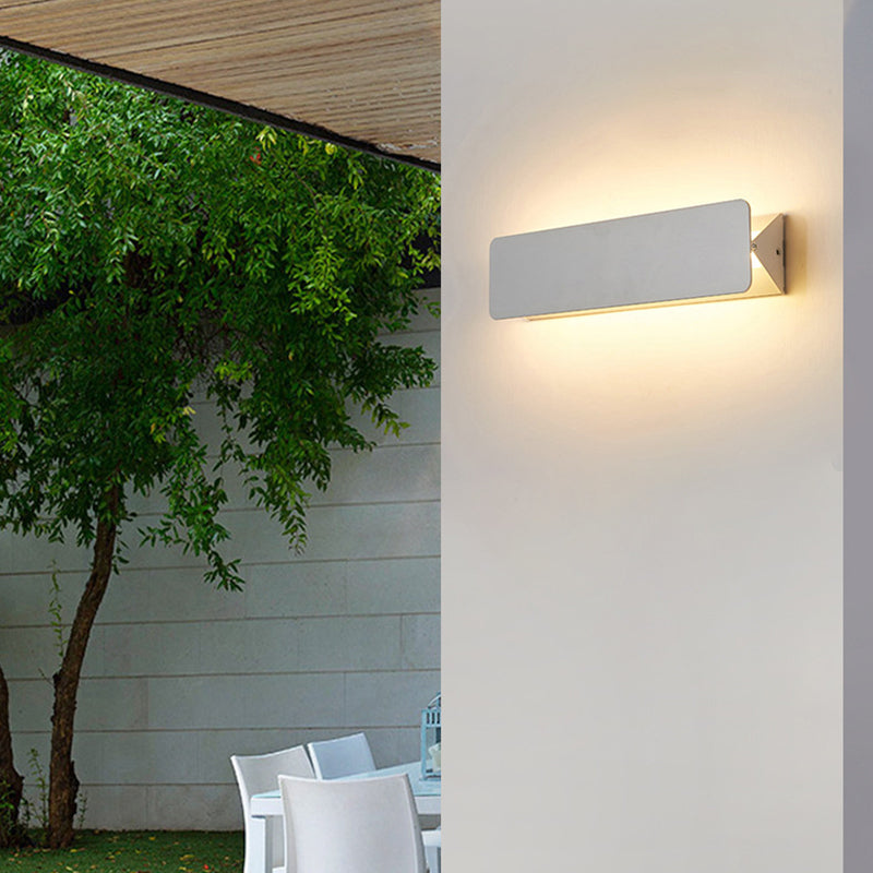 LumièreArt® LED Wall Light – Modern Design for Indoor and Covered Outdoor Spaces