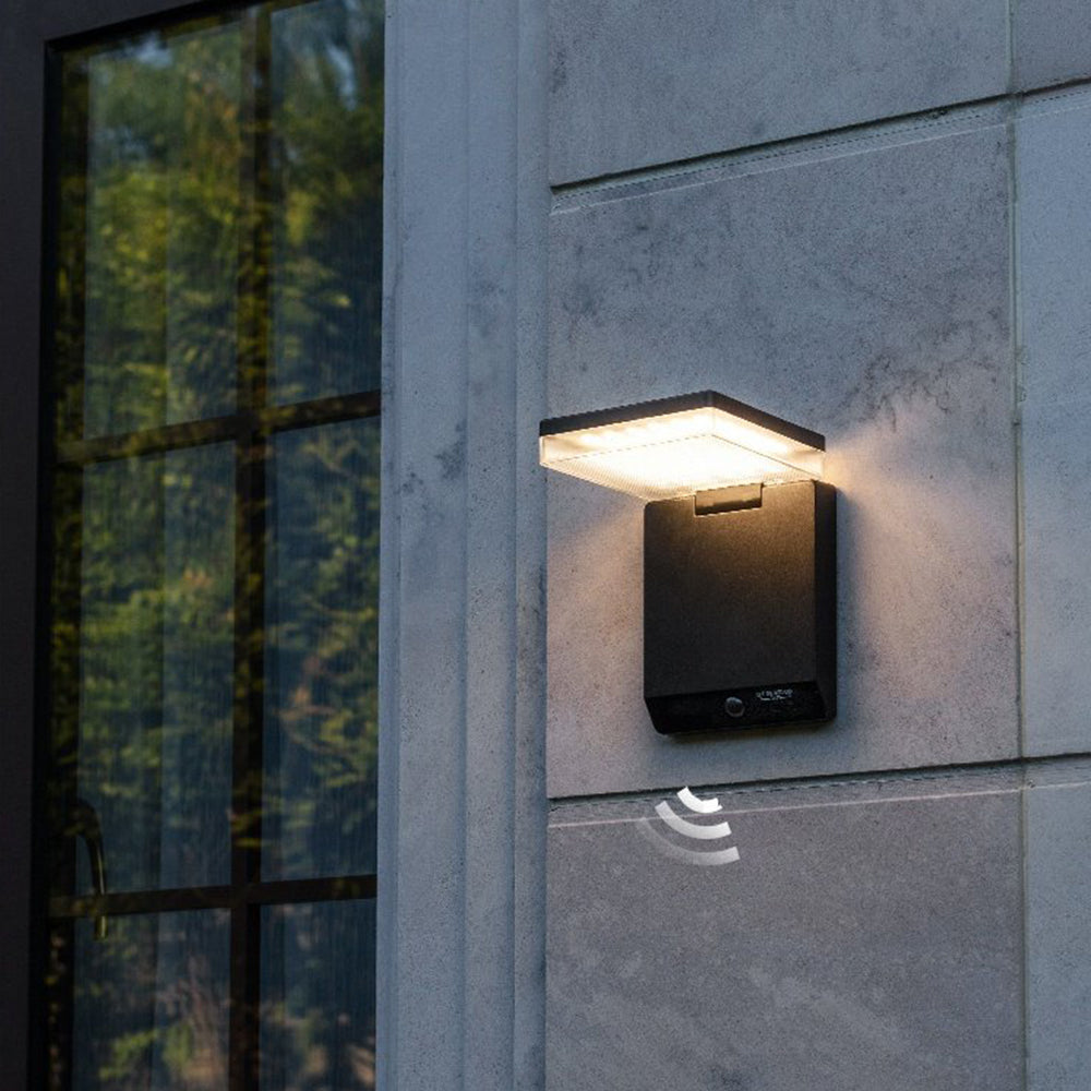 Solar LED Wall Light – Motion Sensor Activated