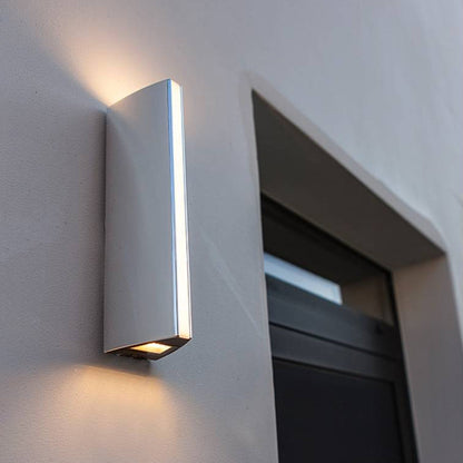 Outdoor Wall Light – Waterproof IP65, Integrated LED