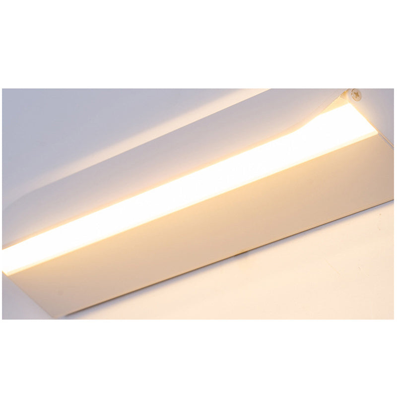 LumièreArt® LED Wall Light – Modern Design for Indoor and Covered Outdoor Spaces
