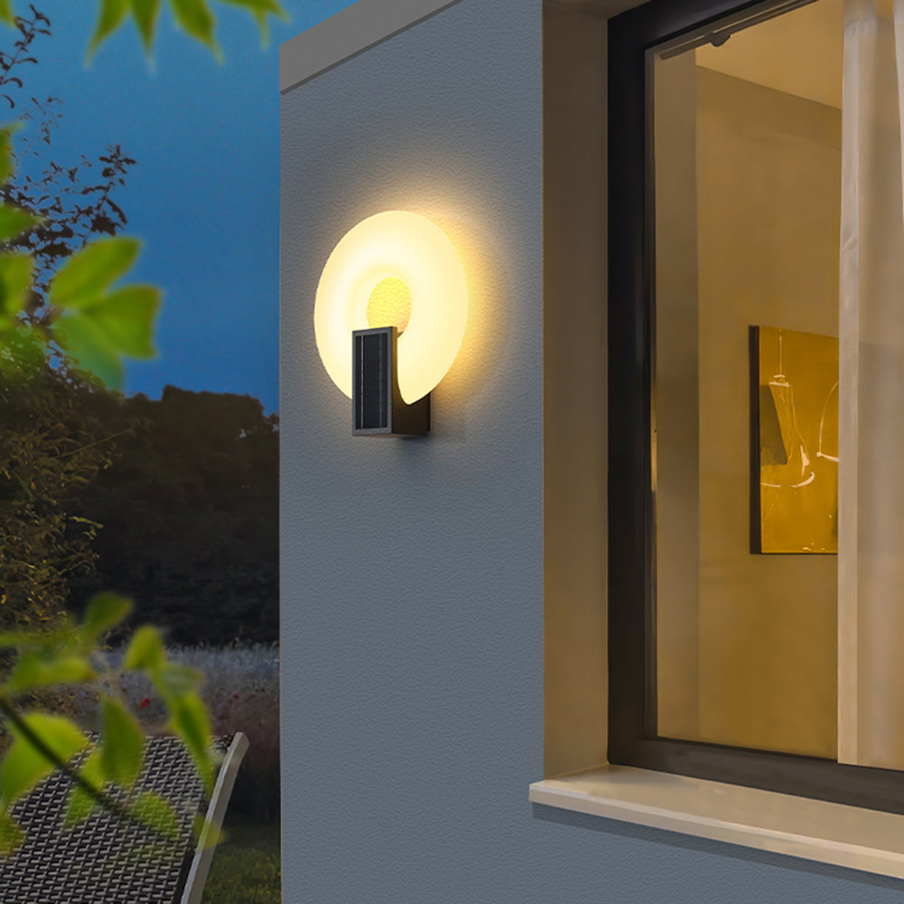 Paul® Ring Solar Wall Light – Modern Metal and Acrylic Lighting for Garden & Balcony