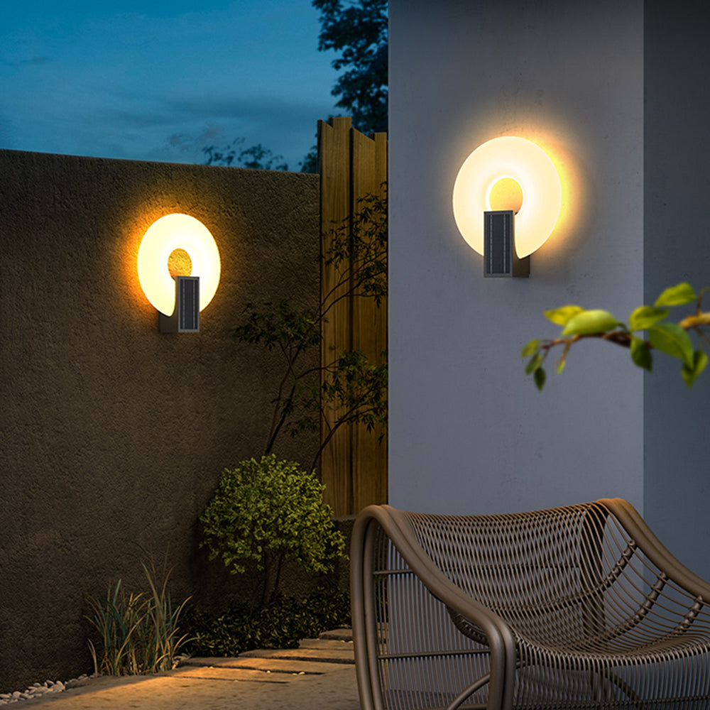 Paul® Ring Solar Wall Light – Modern Metal and Acrylic Lighting for Garden & Balcony