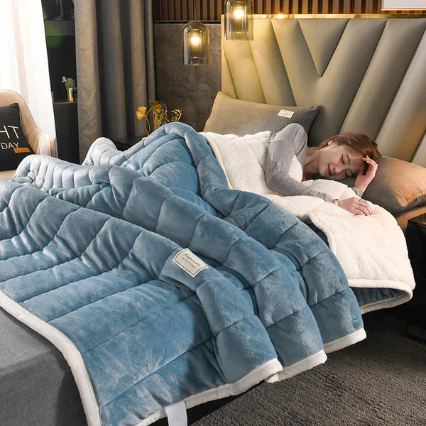 Luxury & Warm Winter Blanket | Insulated | Ultra-Soft and Breathable