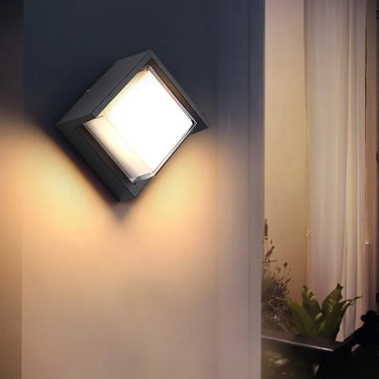 LumiGlo® Outdoor Wall Light – Modern Design, IP65 Waterproof