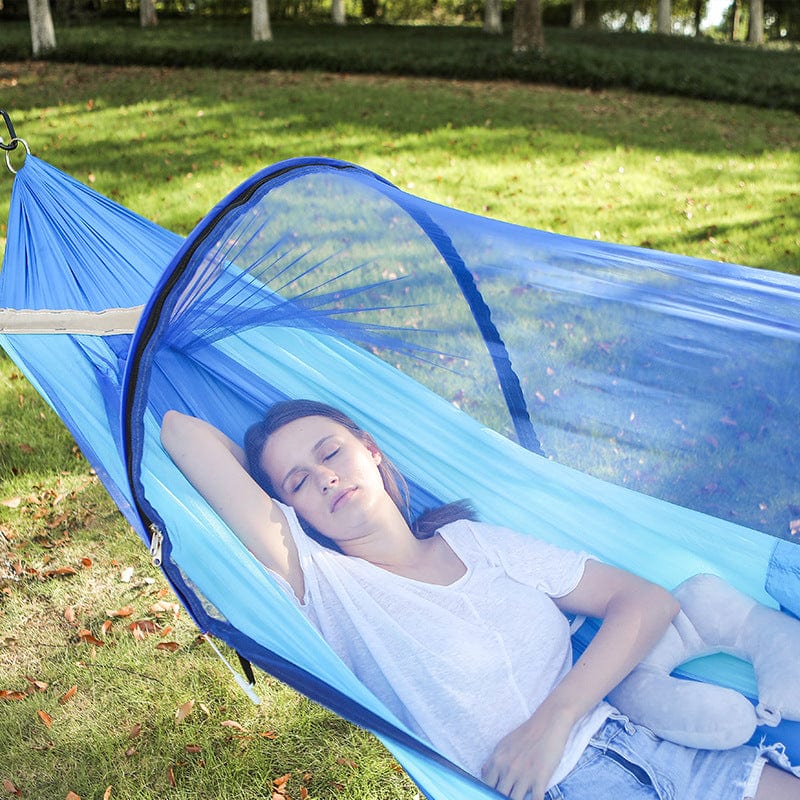 Enjoy restful nights in the wild with this mosquito net hammock. Designed for outdoor comfort, this mosquito net hammock features a built-in bug net, making it the perfect outdoor hammock with mosquito net protection for camping, hiking, or backyard lounging.