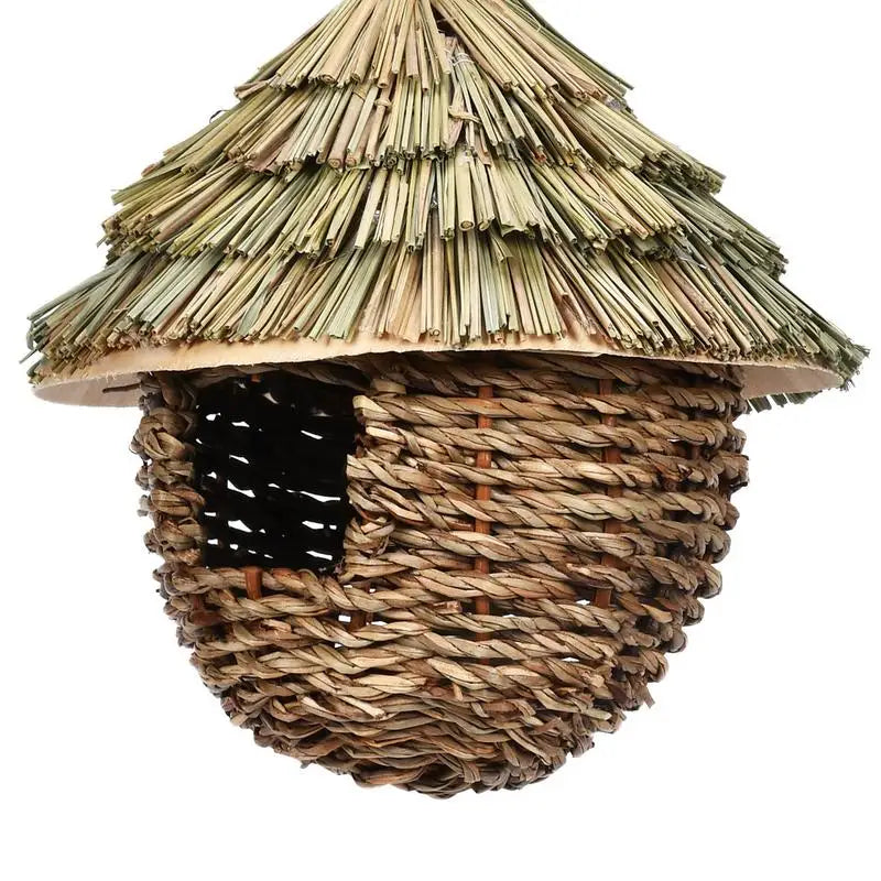 Hanging Bird Nest in Woven Straw – Natural Outdoor Shelter