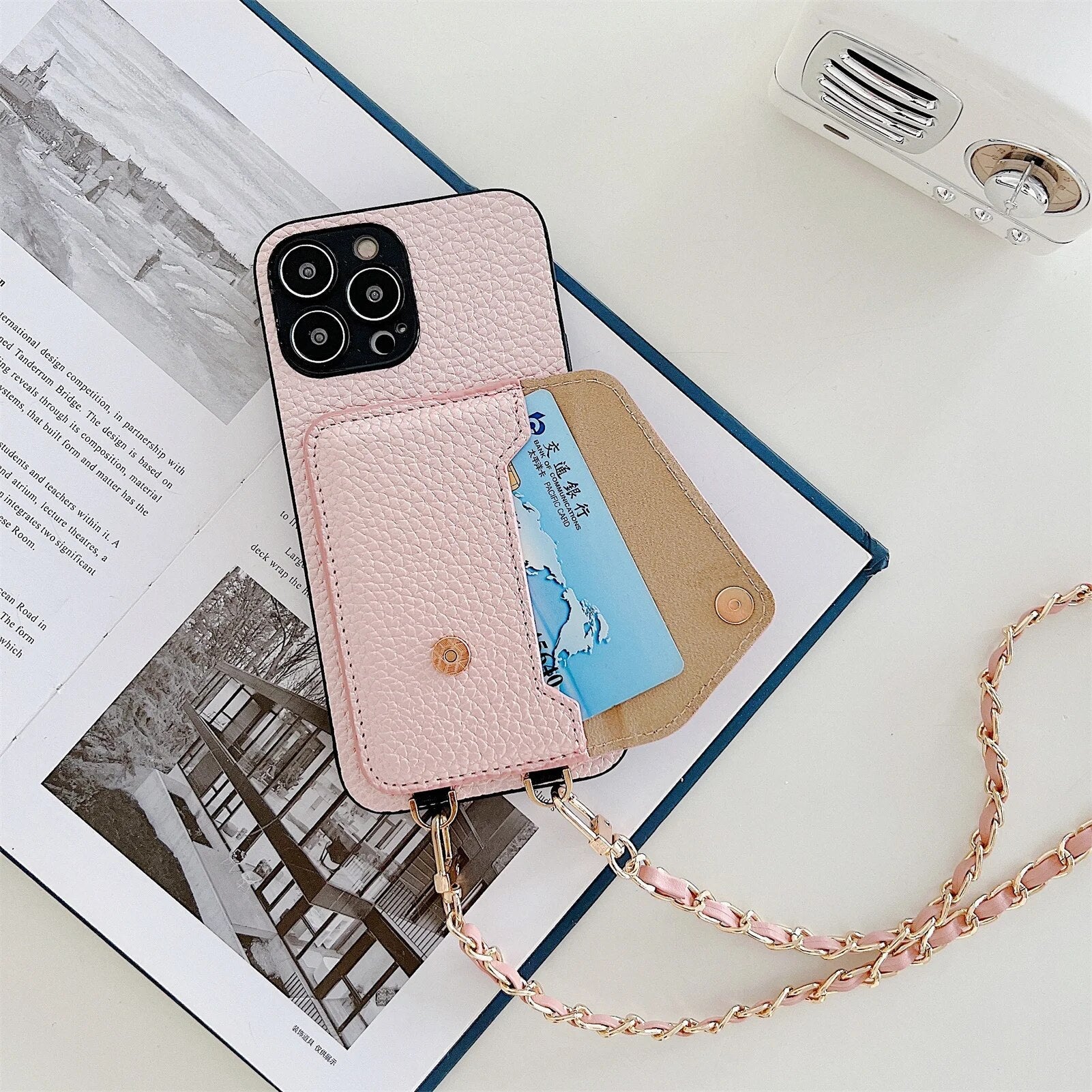 High-Quality Crossbody Wallet Leather iPhone Case with Card Holder and Wallet Function