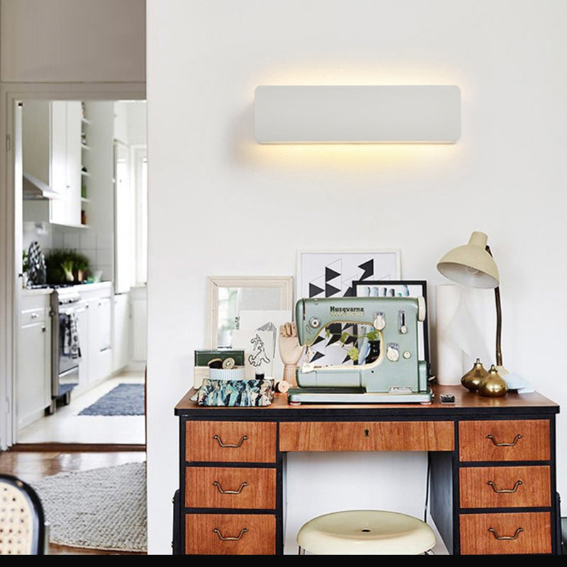 LumièreArt® LED Wall Light – Modern Design for Indoor and Covered Outdoor Spaces