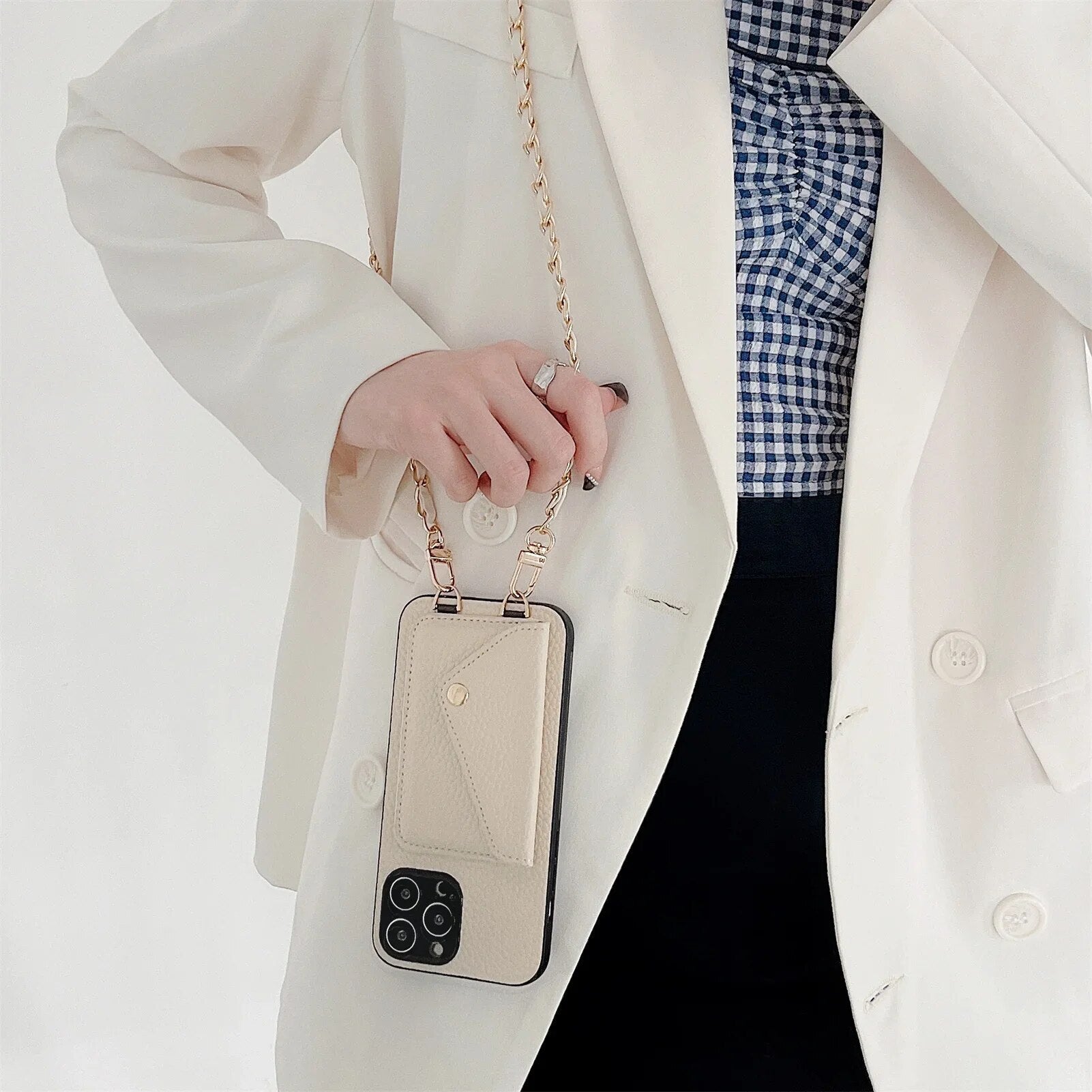 High-Quality Crossbody Wallet Leather iPhone Case with Card Holder and Wallet Function