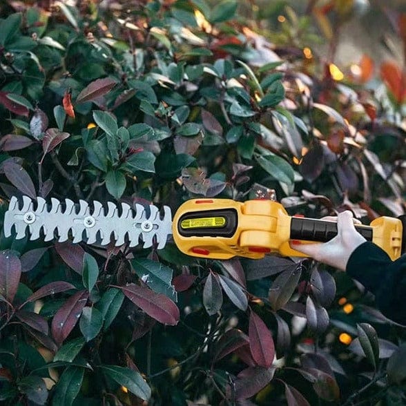 Wireless 2-in-1 Hedge Trimmer – Adjustable Heads